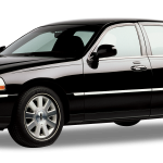 Lincoln-Town-Car-Sedan-e1416708393920